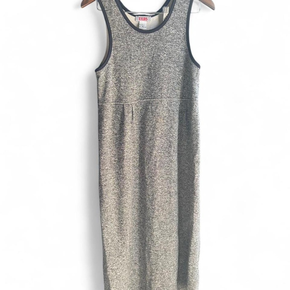 Retro 80's Grey and black knit 100% cotton midi dress with a‎ relaxed fit